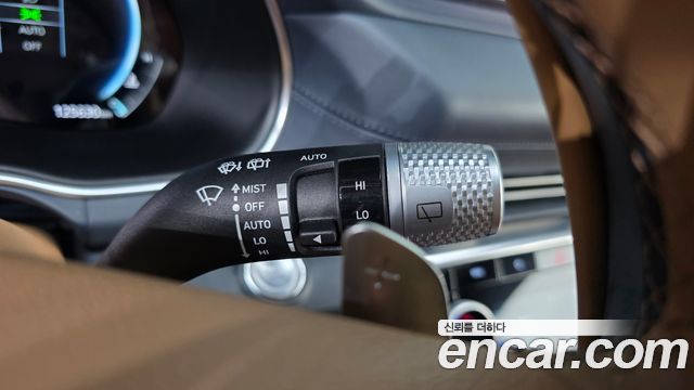 Genesis GV80 2023 — photo 29
