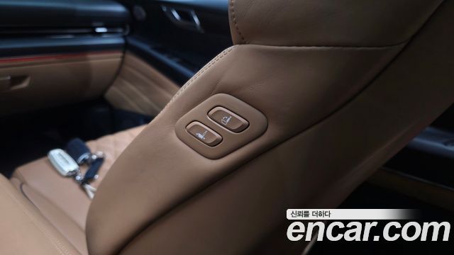 Genesis GV80 2023 — photo 30