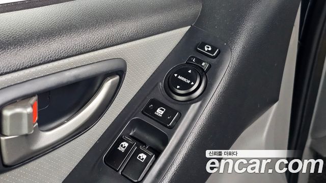 Hyundai Starex 2020 — photo 19