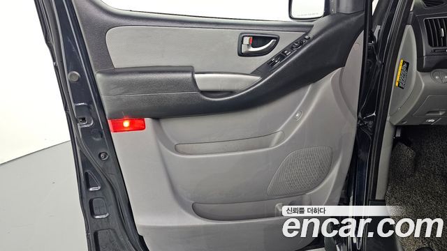 Hyundai Starex 2020 — photo 14