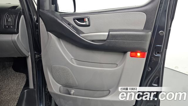 Hyundai Starex 2020 — photo 15