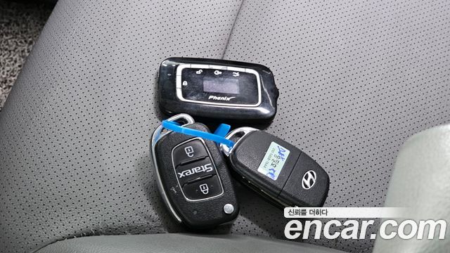 Hyundai Starex 2020 — photo 27