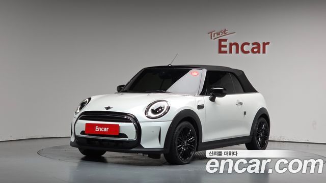 Mini Cooper Convertible 2024 — photo 25