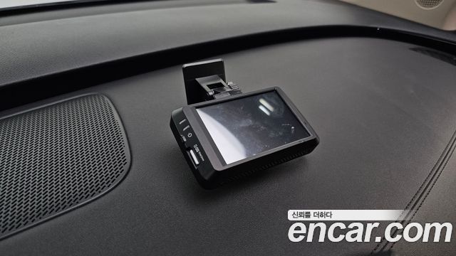 Kia Canival 2023 — photo 27