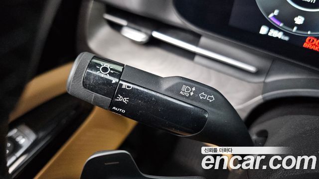 Kia Canival 2023 — photo 32