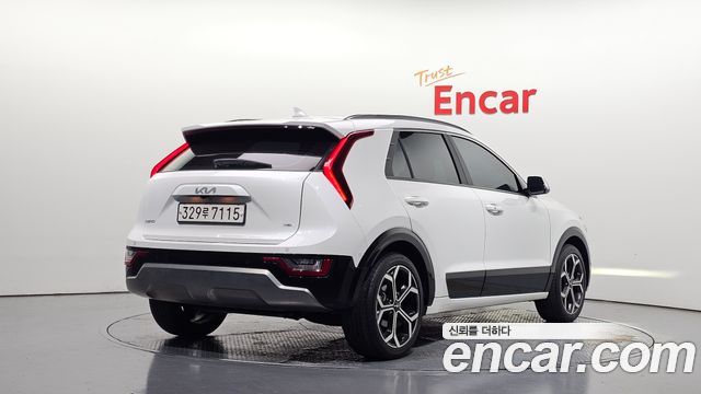 Kia Niro 2024 — photo 2