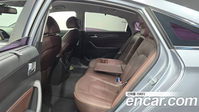 Hyundai Sonata 2017 — photo 18