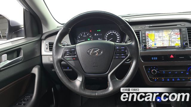 Hyundai Sonata 2017 — photo 19