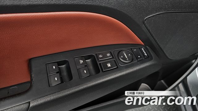 Hyundai AVANTE 2016 — photo 29