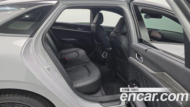 Kia K5 2024 — photo 18