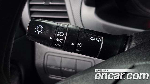 Hyundai Accent 2012 — photo 23