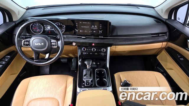 Kia Canival 2023 — photo 10
