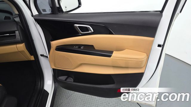 Kia Canival 2023 — photo 15
