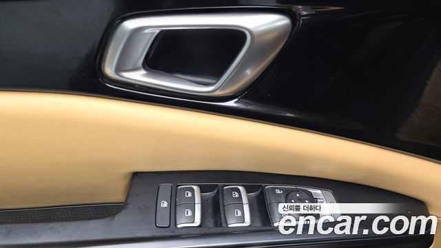 Kia Canival 2023 — photo 29