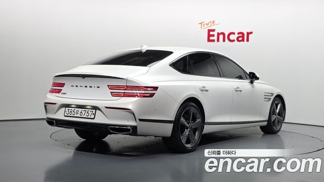 Genesis G80 2022 — photo 2