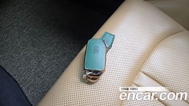 Kia K5 2021 — photo 17