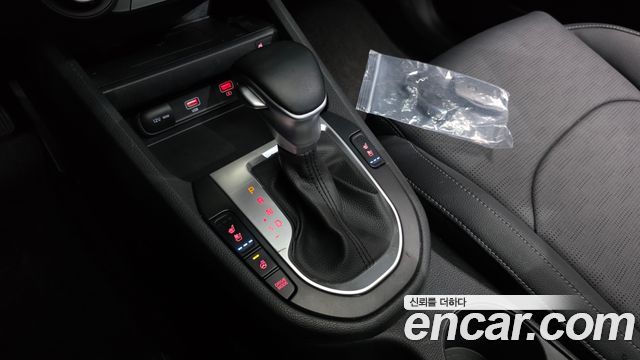 Kia K3 2022 — photo 12