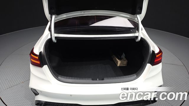 Kia K3 2022 — photo 26