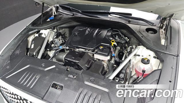 Genesis GV70 2023 — photo 6