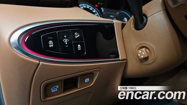 Genesis GV70 2023 — photo 24