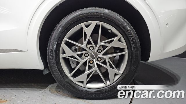 Genesis GV70 2023 — photo 7
