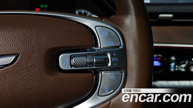 Genesis GV70 2023 — photo 30