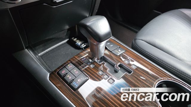Kia Mohave 2018 — photo 12