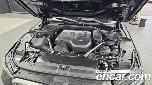 BMW 5-Series 2026 — photo 6