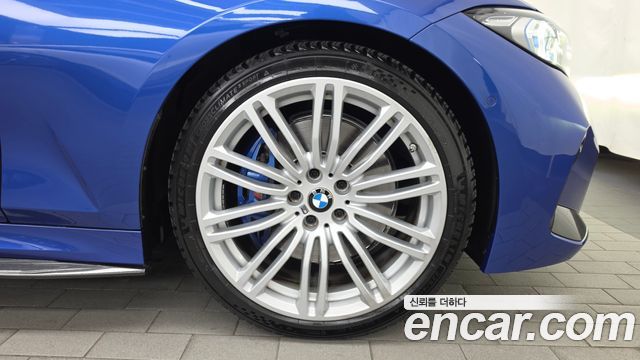 BMW 3-Series 2023 — photo 7