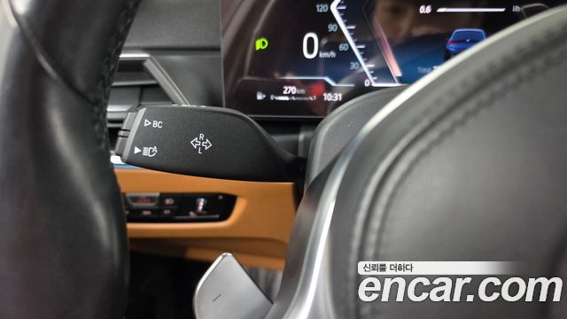 BMW 3-Series 2023 — photo 27