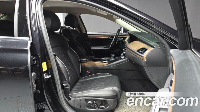 Genesis G90 2021 — photo 17