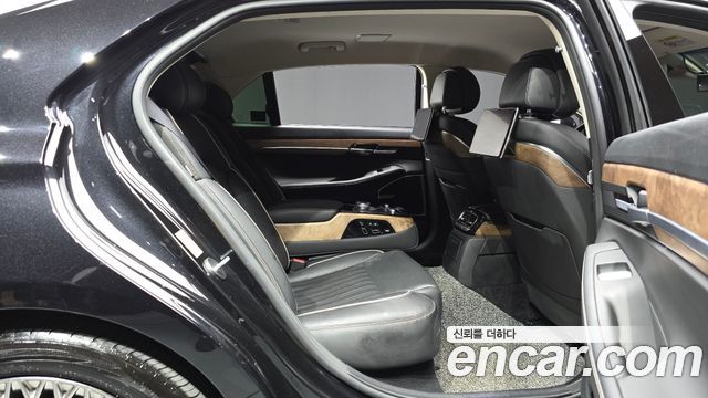 Genesis G90 2021 — photo 18