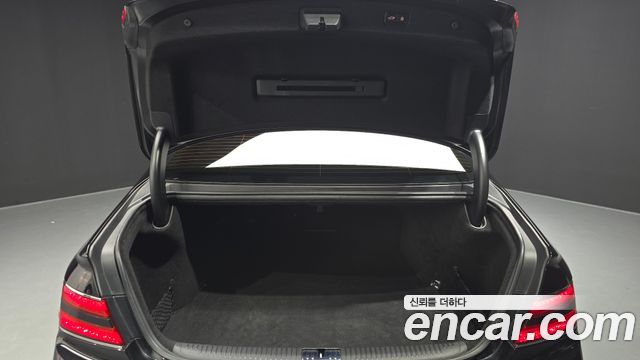 Genesis G90 2021 — photo 25