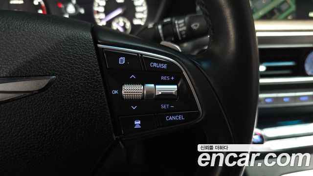 Genesis G90 2021 — photo 32