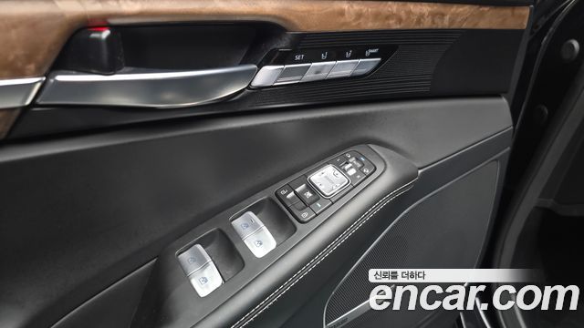 Genesis G90 2021 — photo 35