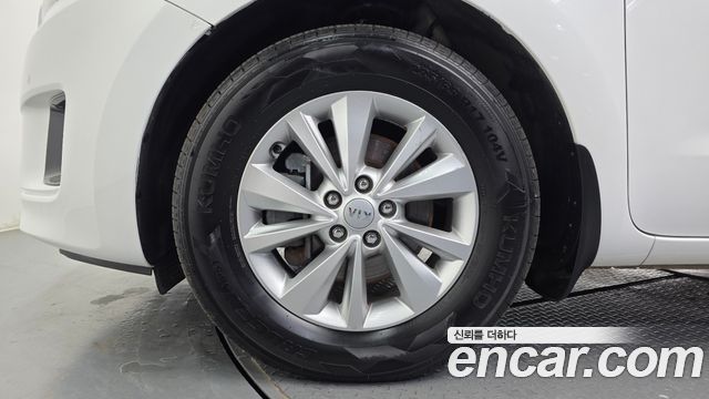 Kia Canival 2016 — photo 5