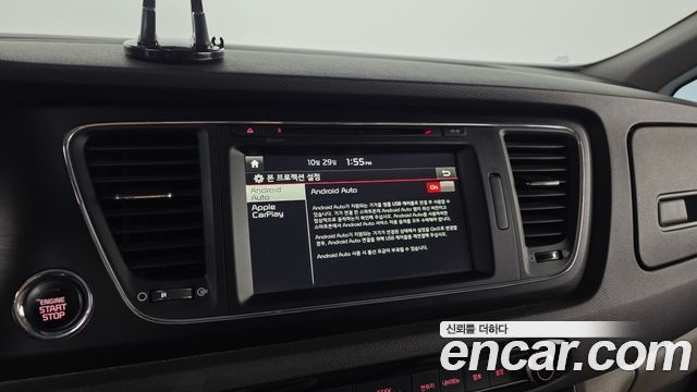 Kia Canival 2016 — photo 14