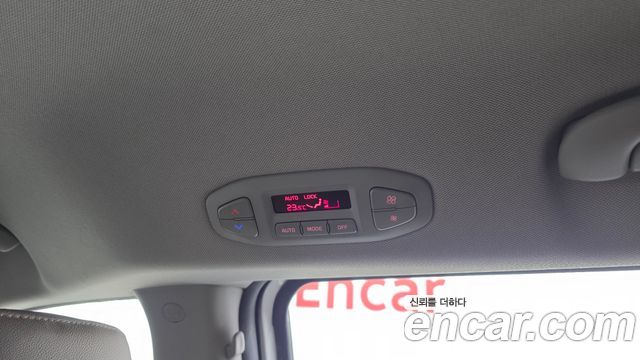 Kia Canival 2016 — photo 17