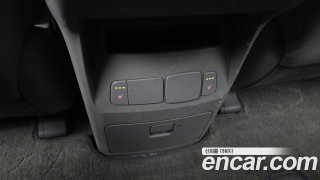 Kia Canival 2016 — photo 19