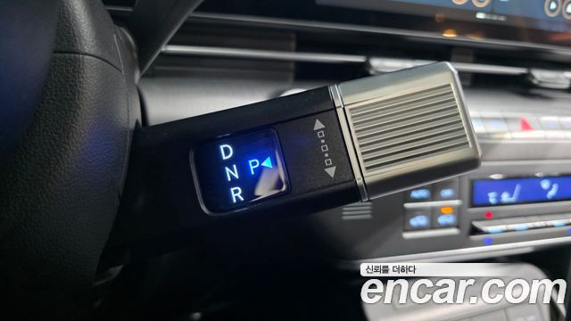 Hyundai Kona 2023 — photo 12