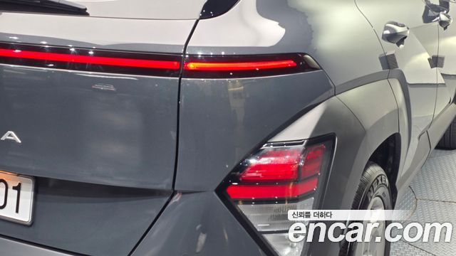 Hyundai Kona 2023 — photo 9