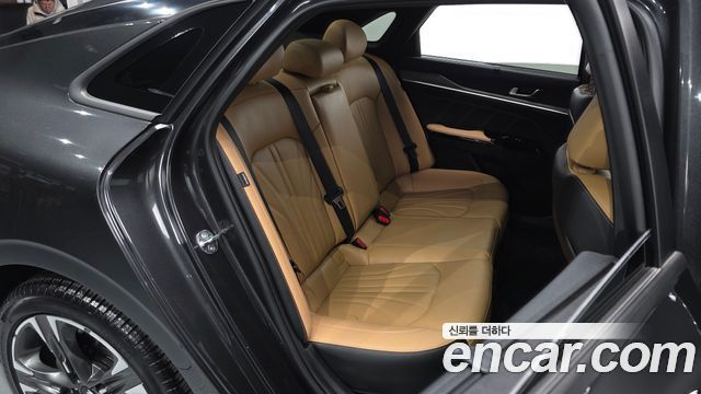 Kia K5 2020 — photo 17