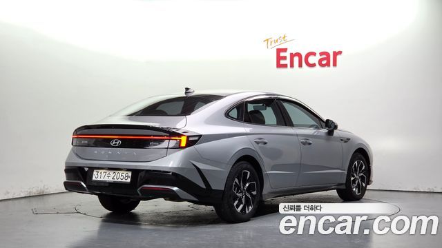 Hyundai Sonata 2025 — photo 2