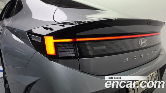 Hyundai Sonata 2025 — photo 9