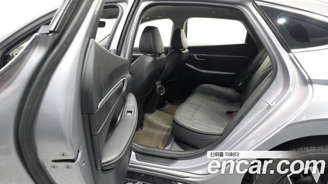Hyundai Sonata 2025 — photo 16