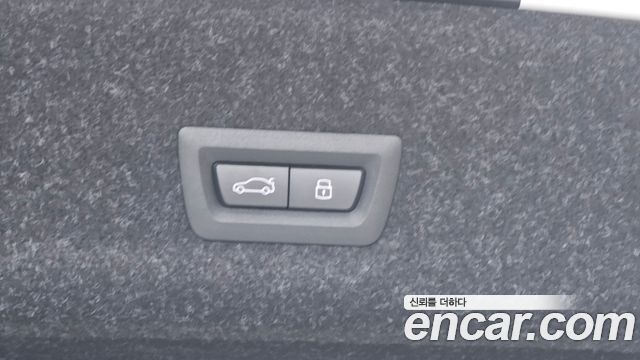 BMW 3-Series 2026 — photo 32