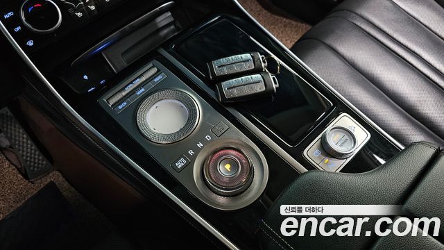 Genesis GV80 2020 — photo 9