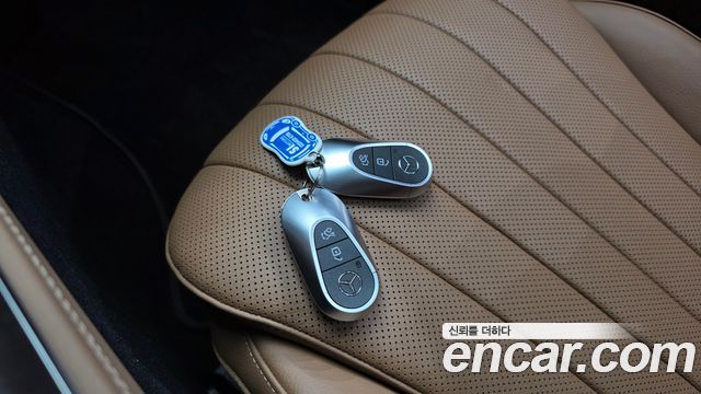 Mercedes-Benz E-Class 2026 — photo 21