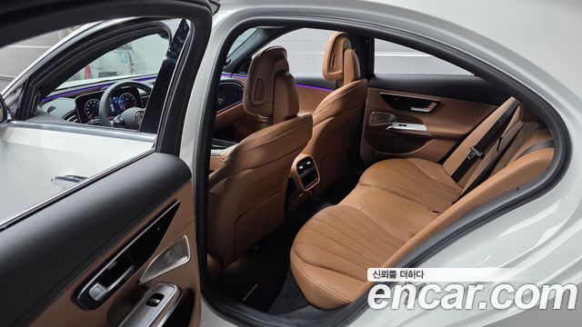 Mercedes-Benz E-Class 2026 — photo 25