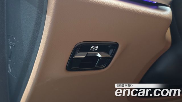 Mercedes-Benz E-Class 2026 — photo 28